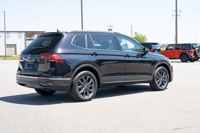 Certified 2023 Volkswagen Tiguan SE FWD image 6