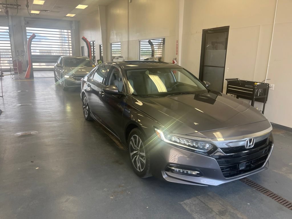 Used 2020 Honda Accord Touring image 1