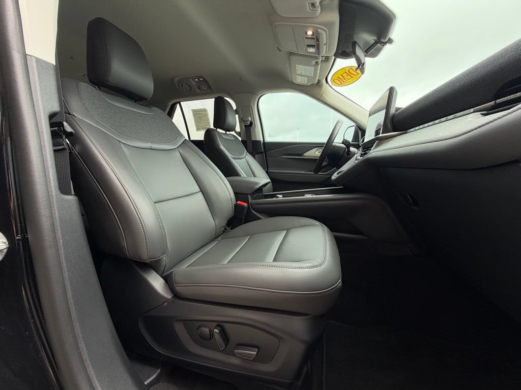 New 2026 Ford Explorer Active w/ Active Comfort Package RWD image 26