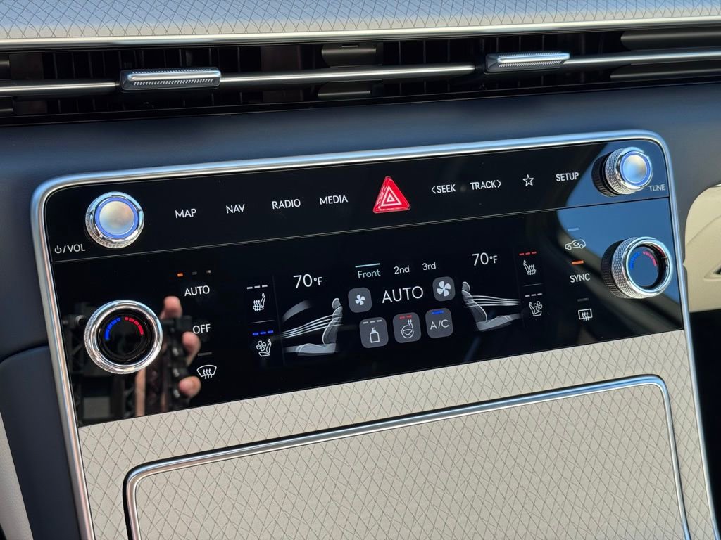 New 2026 Genesis GV80 3.5T Prestige image 39