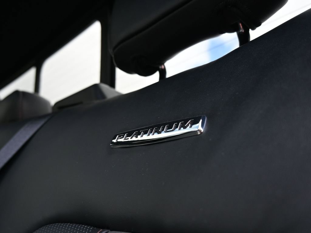 Used 2020 Ford F350 Platinum image 37
