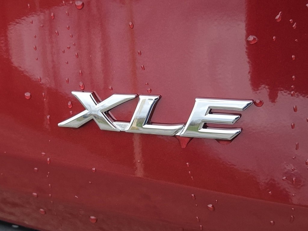 New 2026 Toyota Sienna XLE image 26