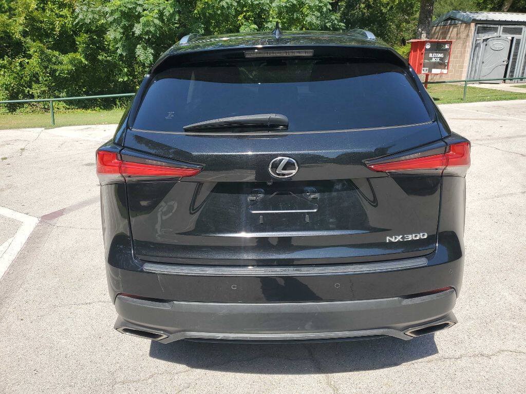Used 2018 Lexus NX 300 FWD w/ Premium Package image 5