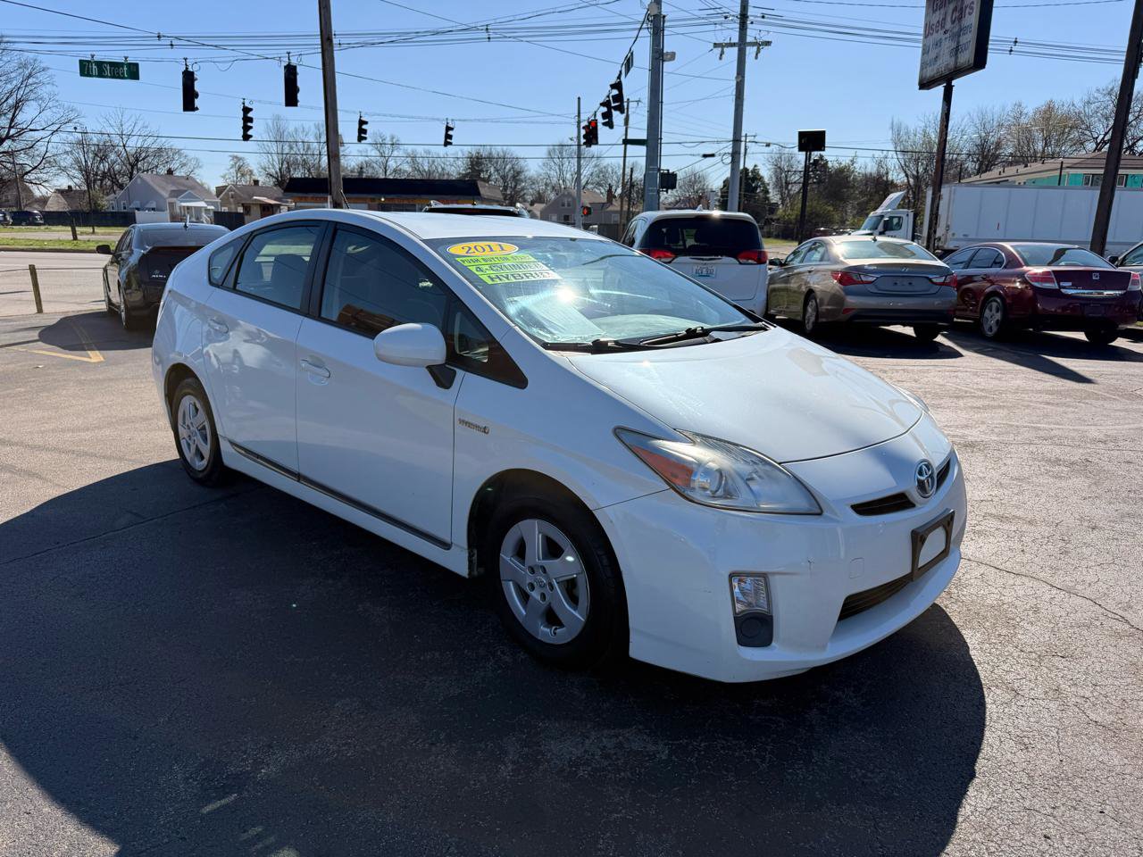 Used 2011 Toyota Prius Two image 3