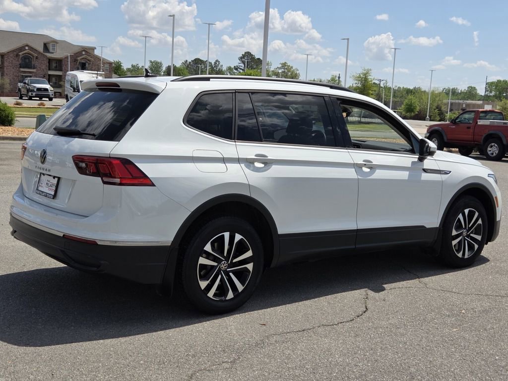 Used 2024 Volkswagen Tiguan S image 5