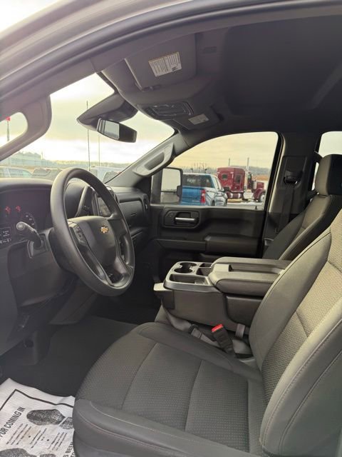 Used 2025 Chevrolet Silverado 2500 Custom image 19