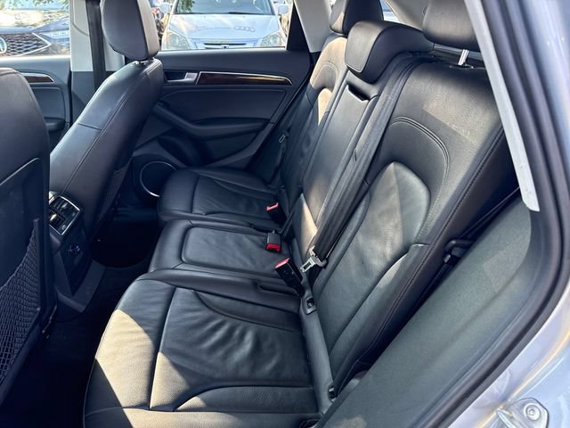 Used 2017 Audi Q5 2.0T Premium Plus w/ Technology Package AWD/4WD image 12