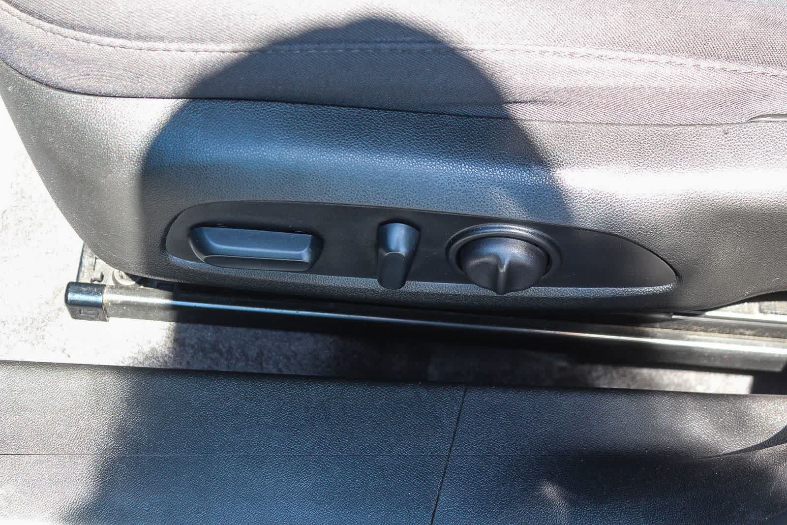Used 2024 Chevrolet Malibu LT FWD image 27