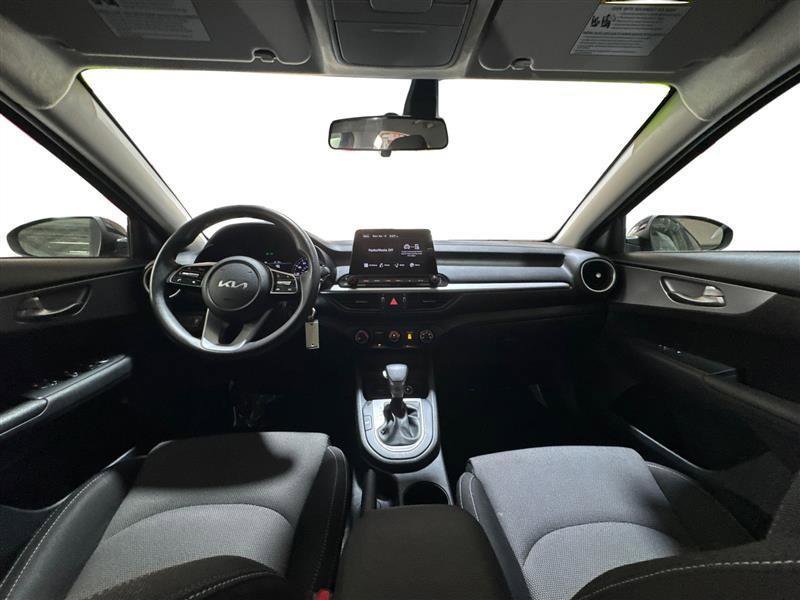 Used 2022 Kia Forte LXS image 14