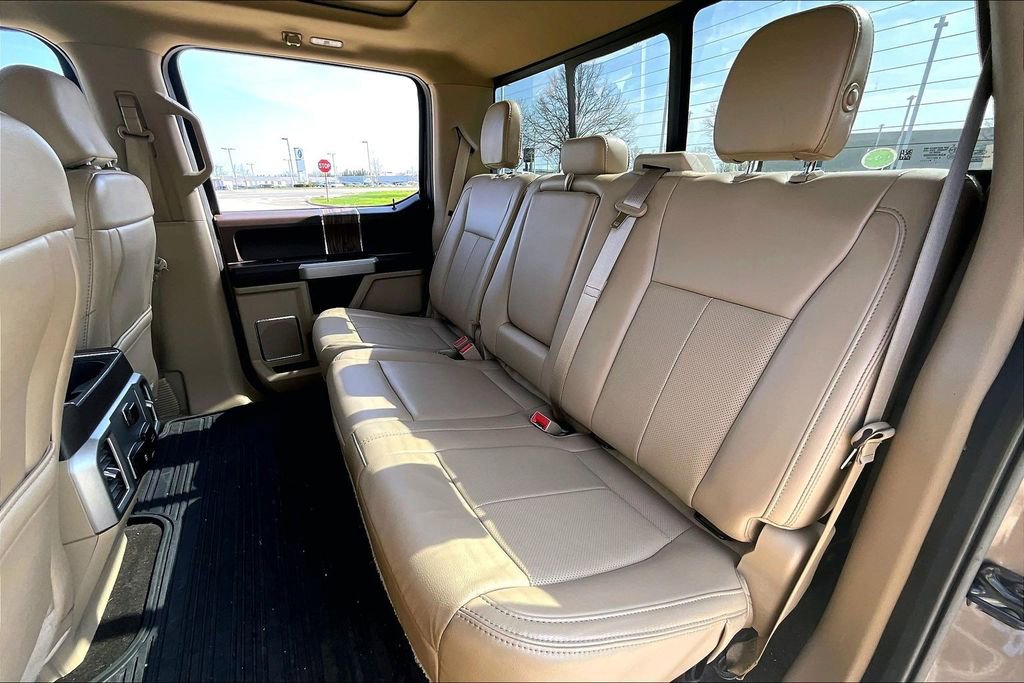 Used 2019 Ford F150 Lariat image 32