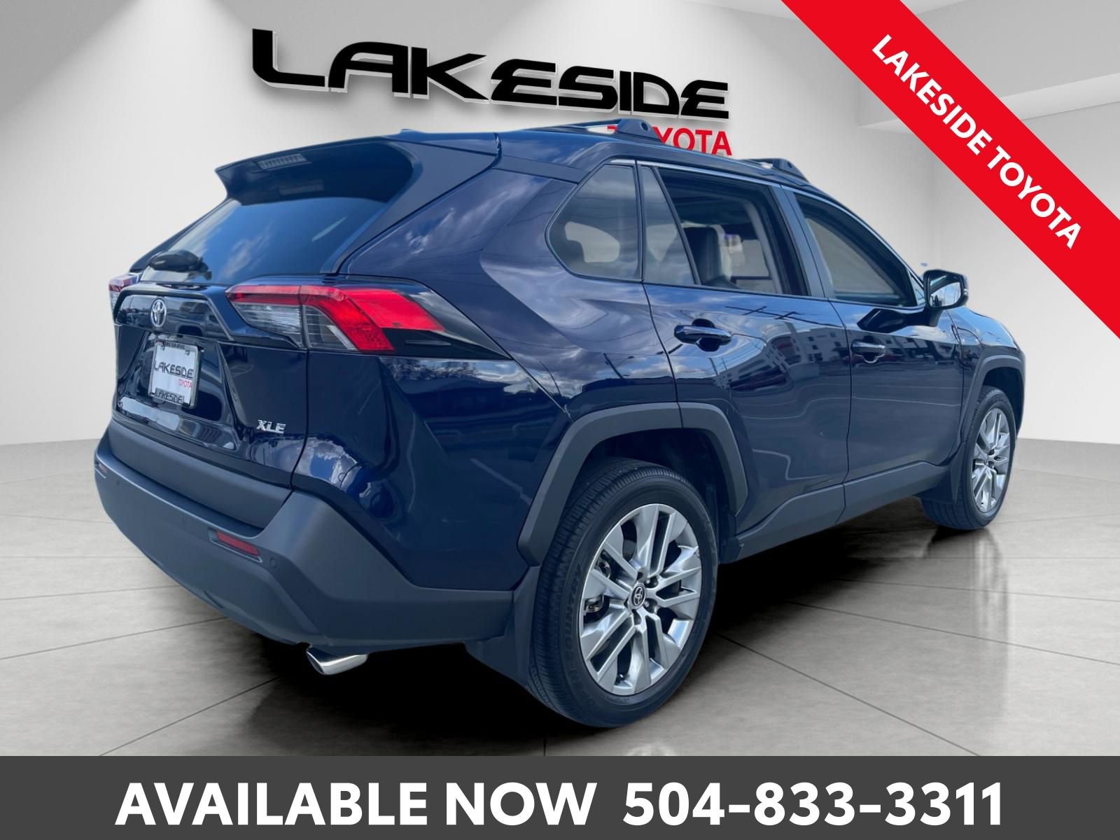 Used 2023 Toyota RAV4 XLE Premium image 6