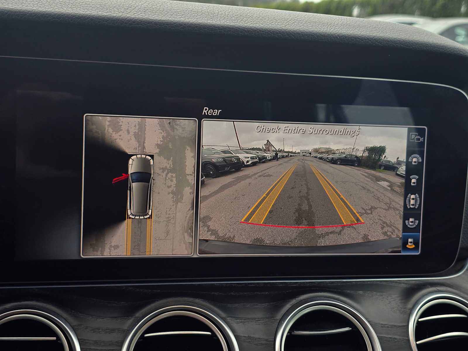 Used 2020 Mercedes-Benz E 450 4MATIC Wagon image 31