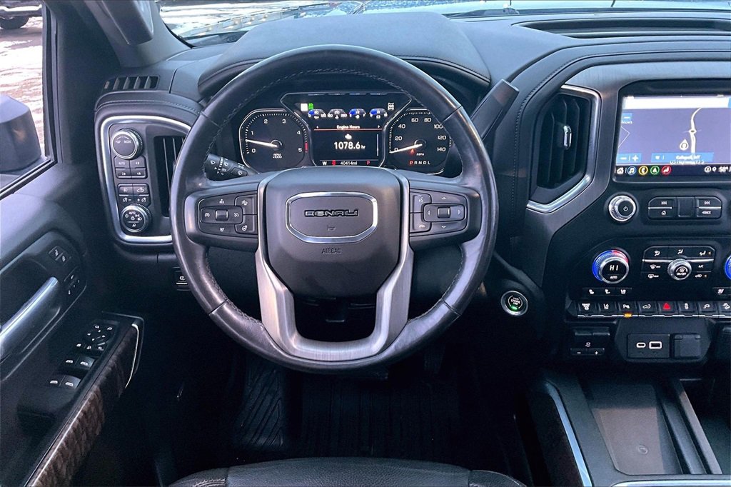 Used 2021 GMC Sierra 3500 Denali w/ Denali Ultimate Package image 5