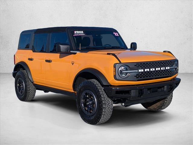Used 2022 Ford Bronco Badlands image 3