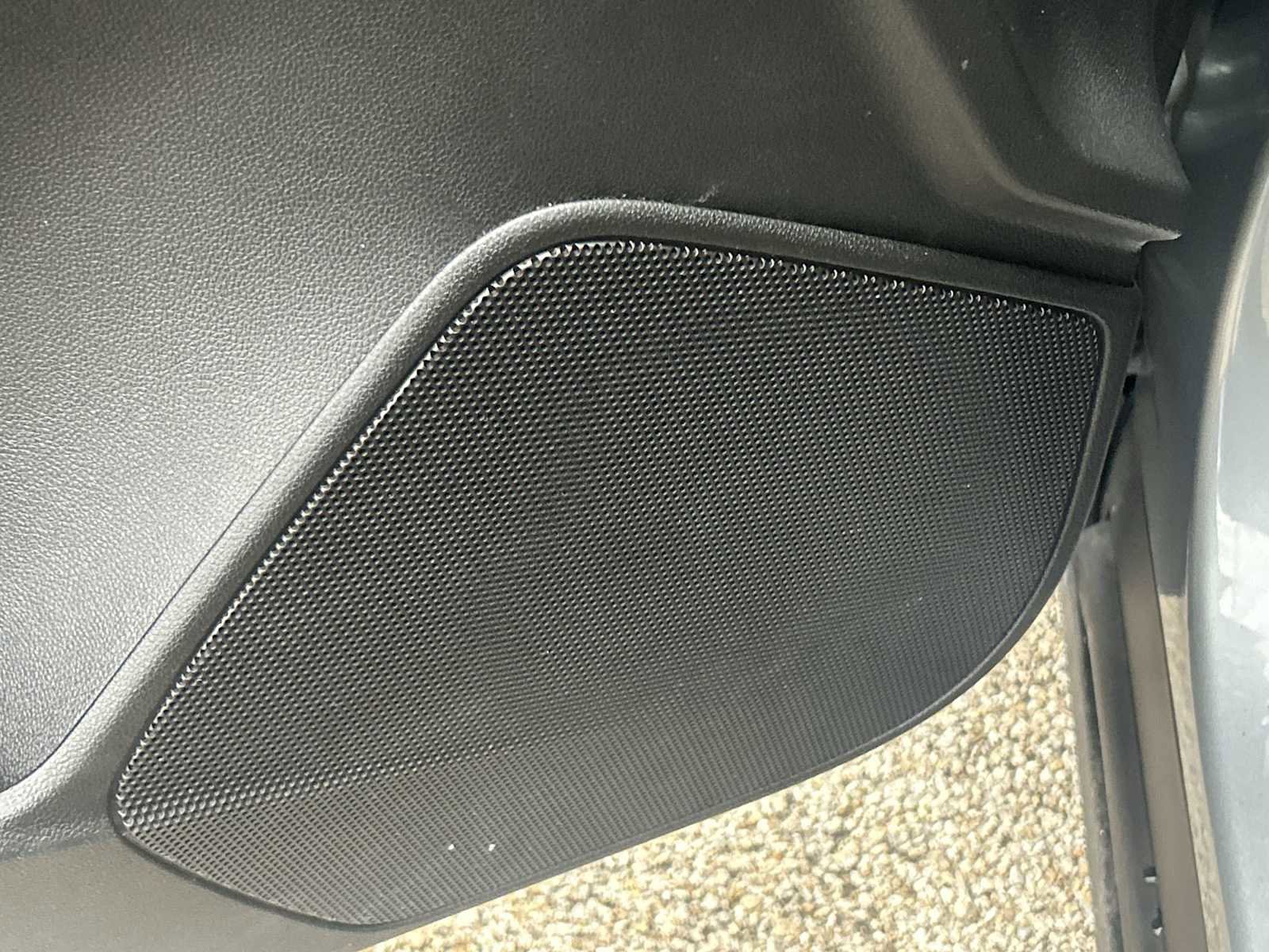 Certified 2024 Cadillac XT4 Luxury w/ Cold Weather Package image 23