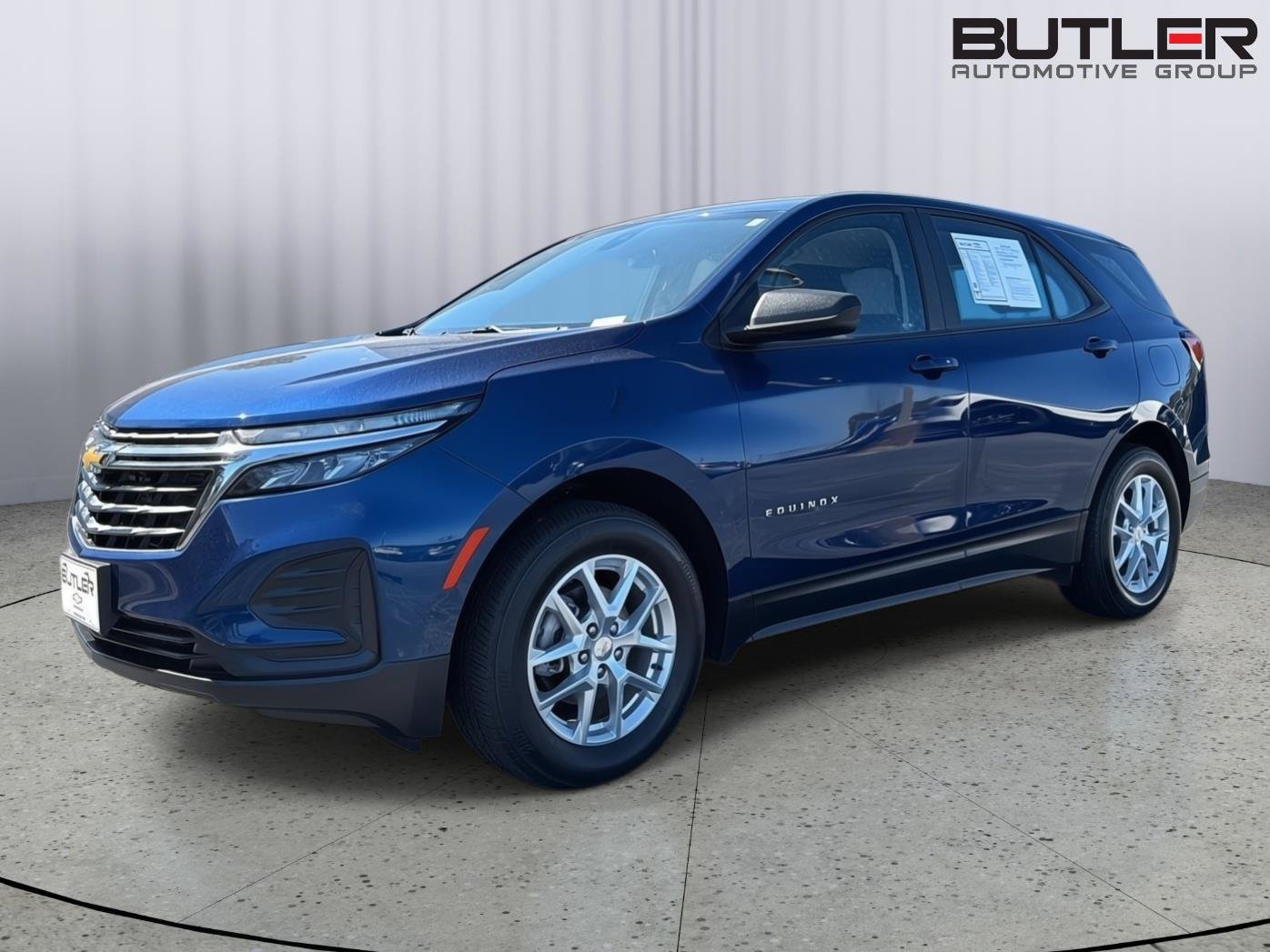 Used 2022 Chevrolet Equinox LS AWD/4WD image 1