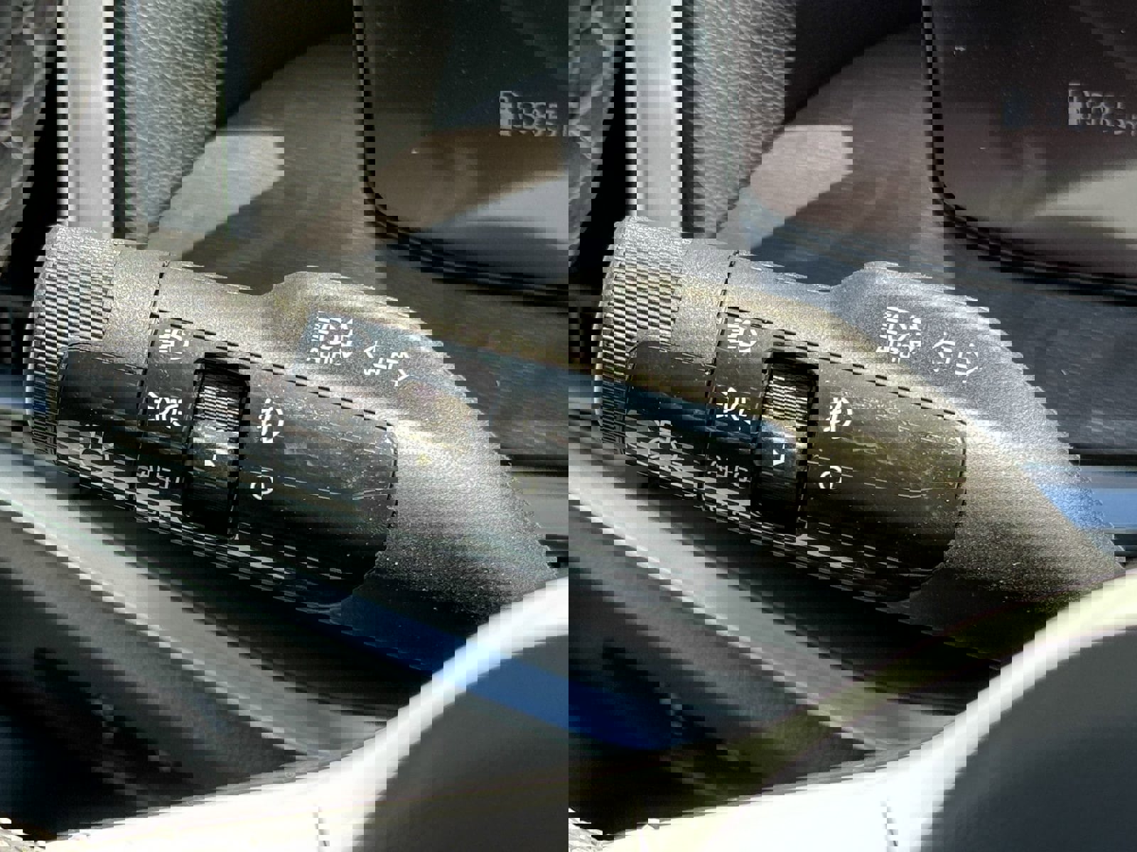 New 2025 Kia Sorento SX image 28