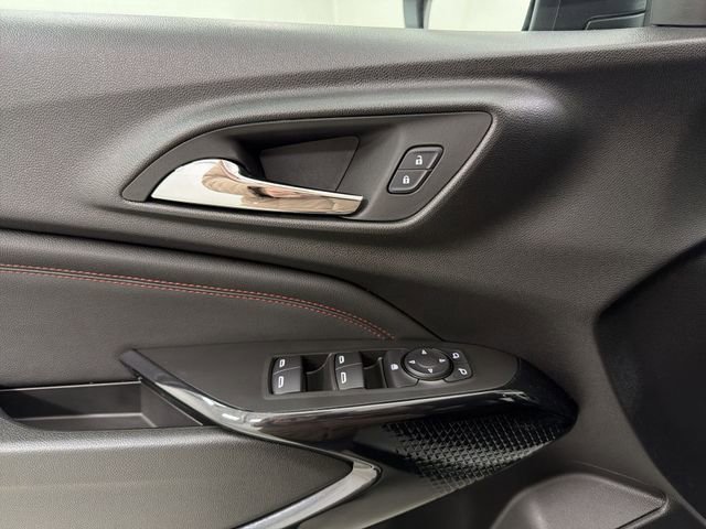 Certified 2024 Chevrolet Trax RS w/ Sunroof Package image 20