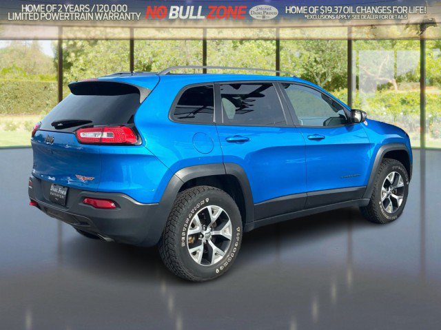 Used 2017 Jeep Cherokee Trailhawk AWD/4WD image 5