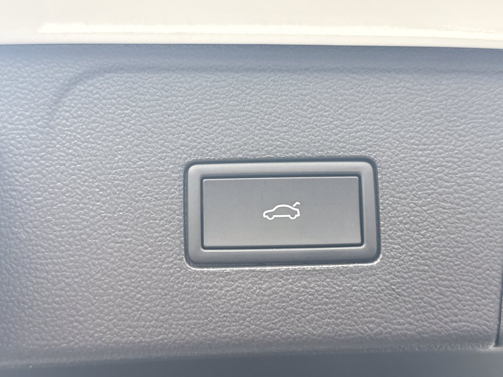 New 2026 Volkswagen Atlas SEL AWD/4WD image 11