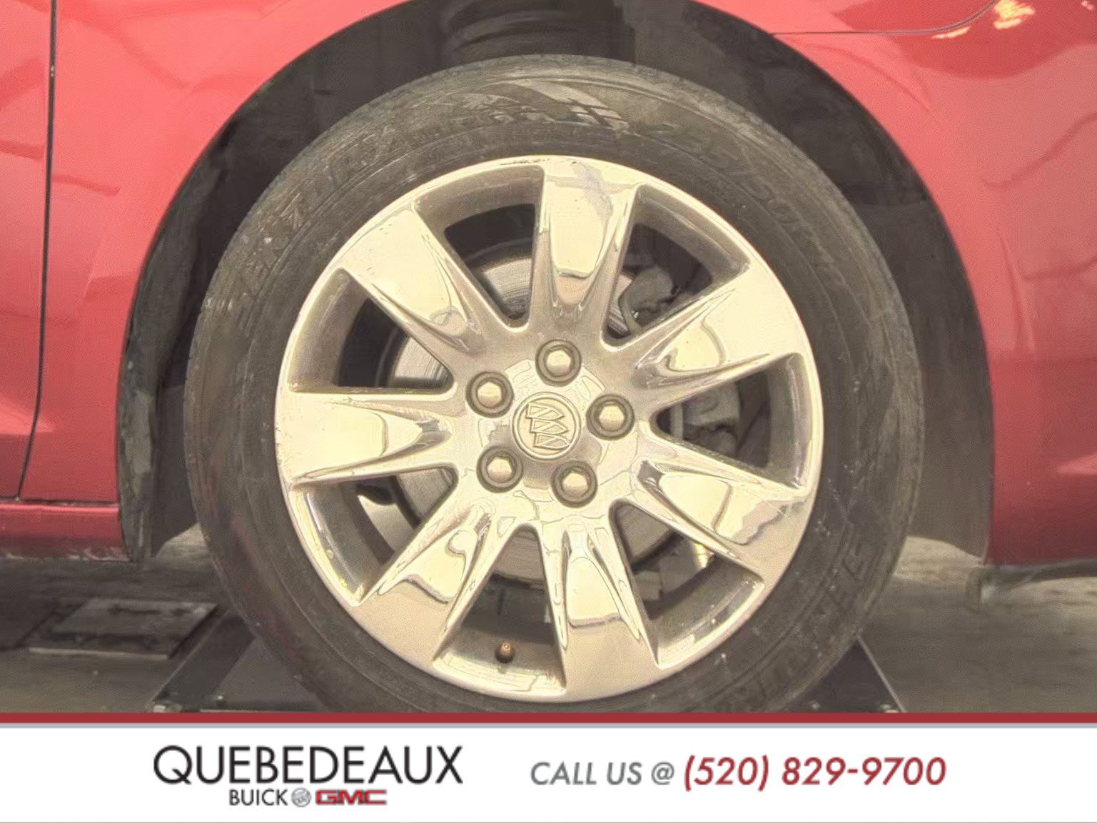 Used 2012 Buick LaCrosse Premium w/ Entertainment Package image 10