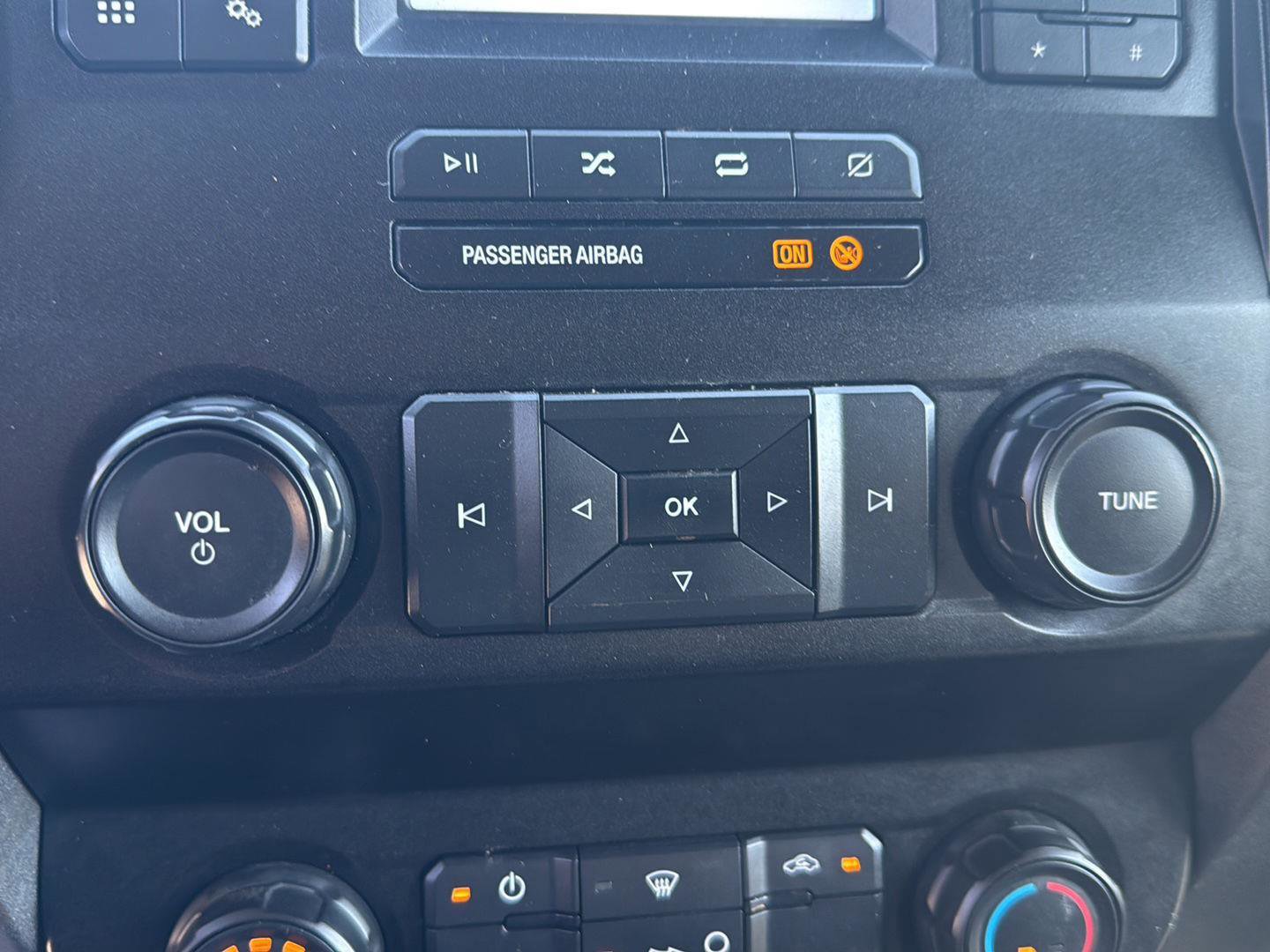 Used 2021 Ford F250 XL w/ Power Equipment Group image 27