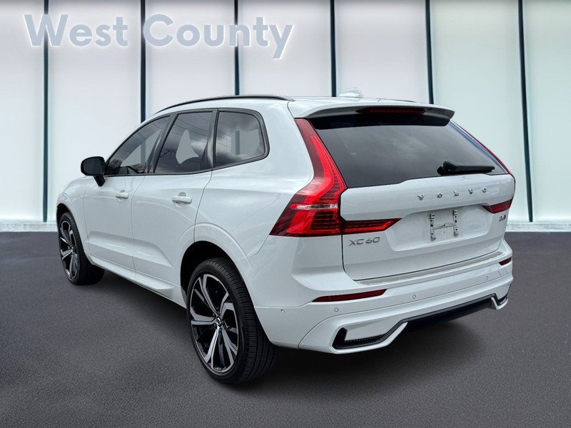 Certified 2023 Volvo XC60 B6 Ultimate w/ Protection Package Premier image 7