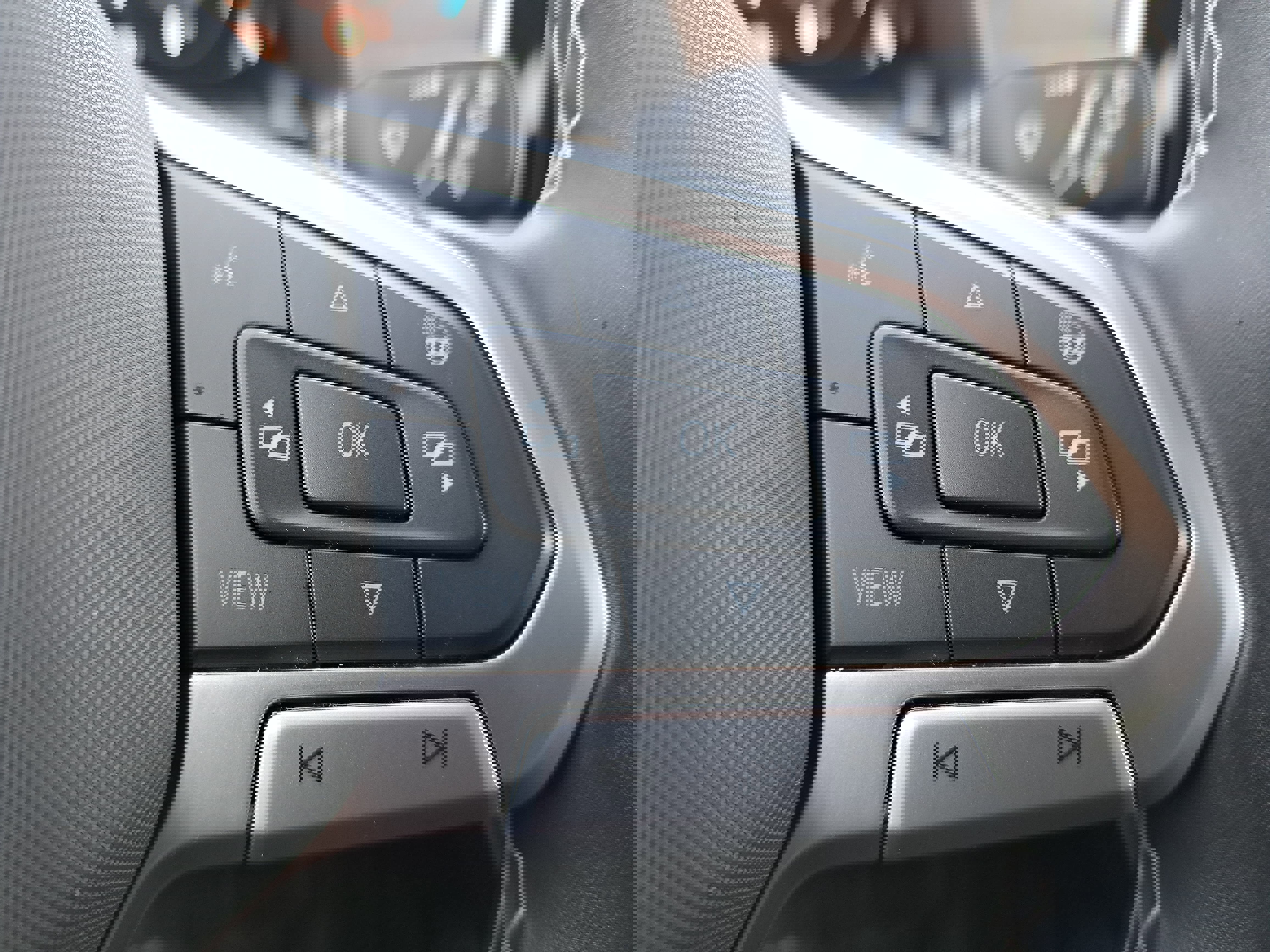 Used 2024 Volkswagen Atlas SE image 18