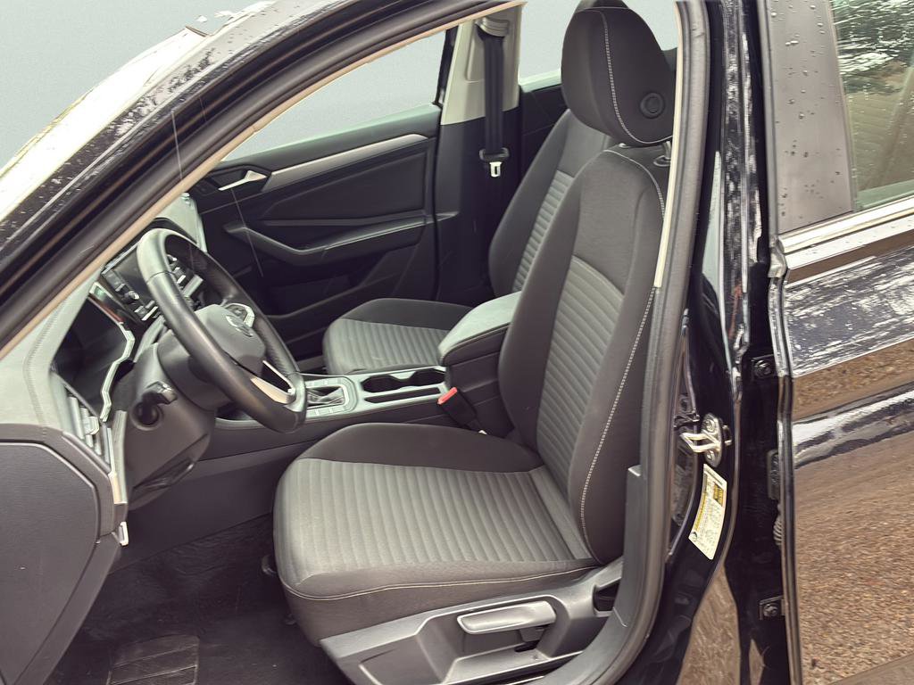 Used 2024 Volkswagen Jetta S image 18