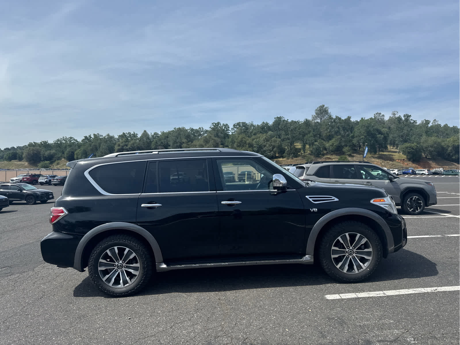 Used 2019 Nissan Armada SL w/ Premium Package AWD/4WD image 4