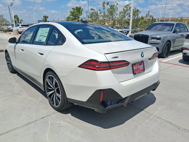 New 2027 BMW 540i xDrive w/ M Sport Package AWD/4WD image 4