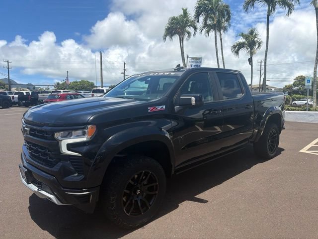 Used 2022 Chevrolet Silverado 1500 RST AWD/4WD image 3