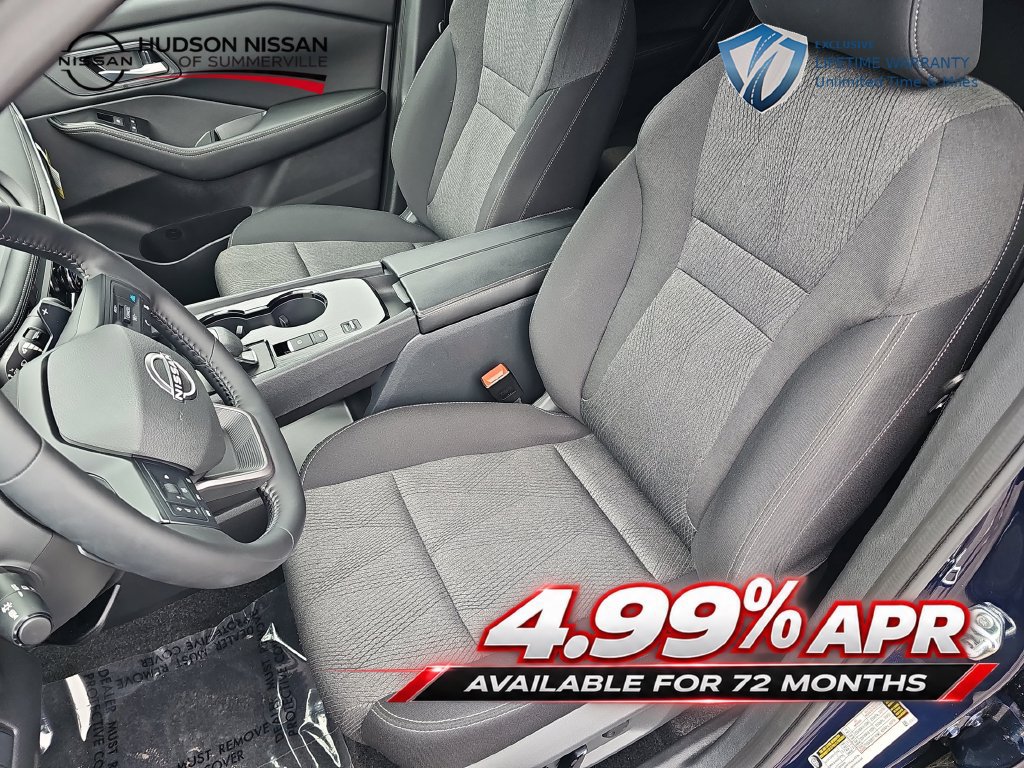 Used 2026 Nissan Rogue SV FWD image 16