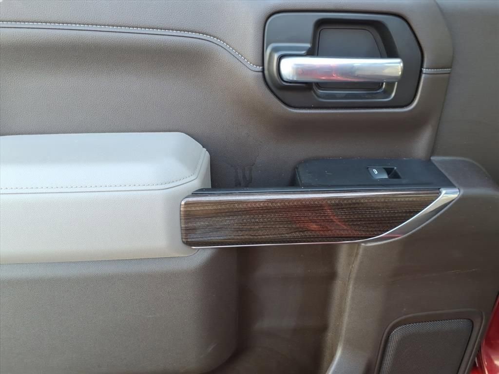 Used 2022 Chevrolet Silverado 1500 LT Trail Boss image 14