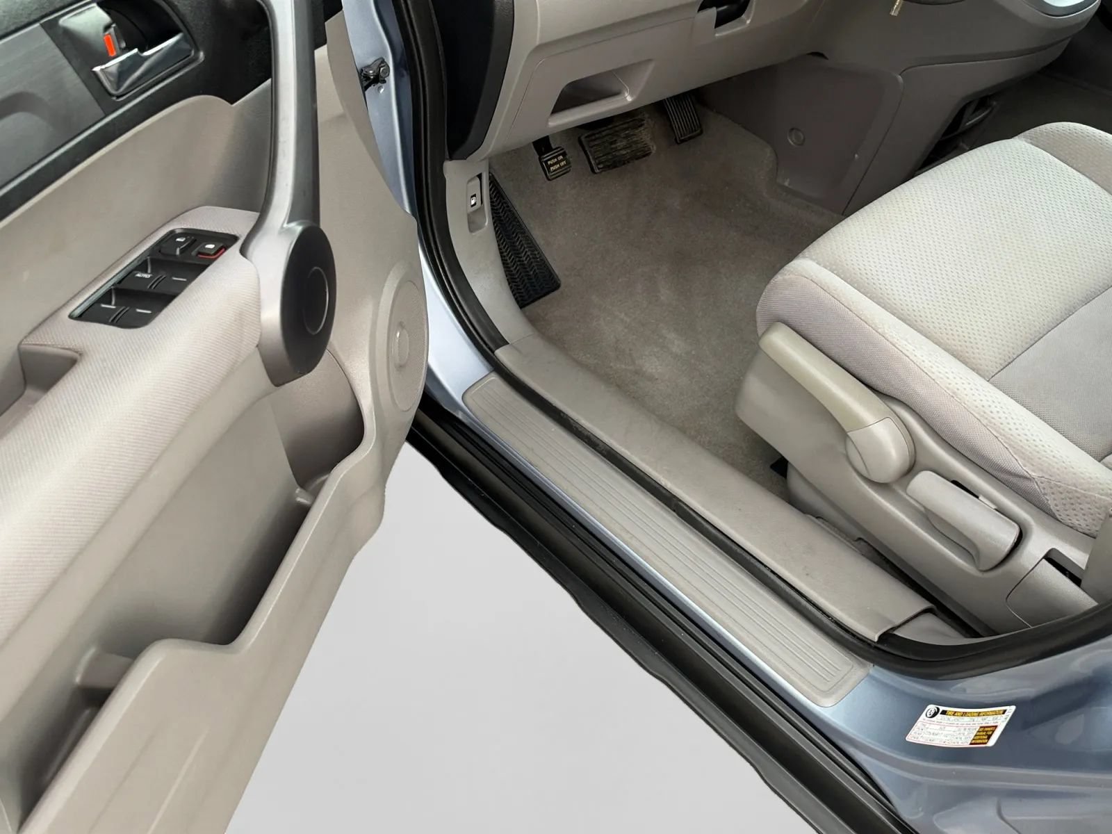 Used 2009 Honda CR-V LX image 11