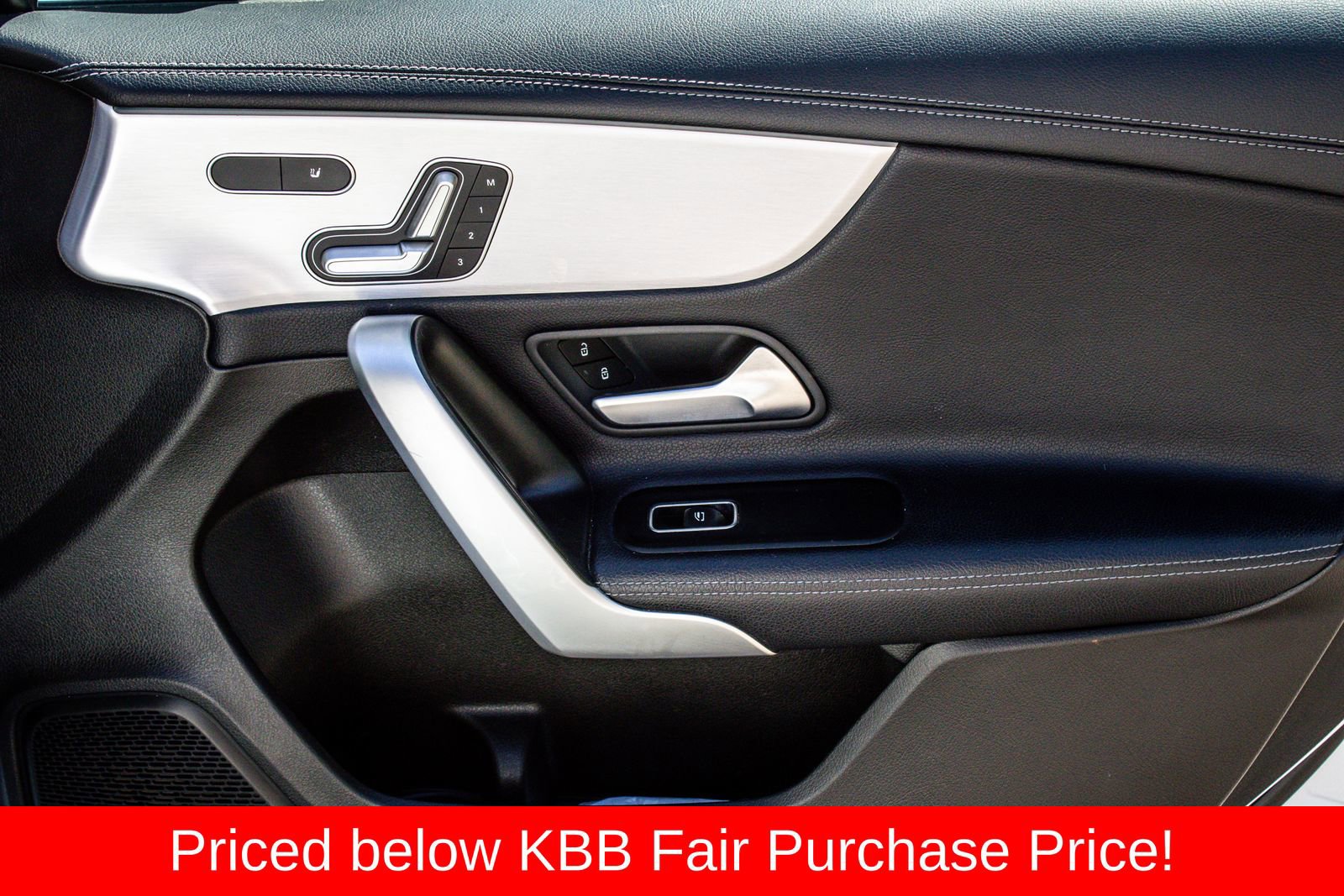 Used 2020 Mercedes-Benz A 220 4MATIC w/ AMG Line image 22