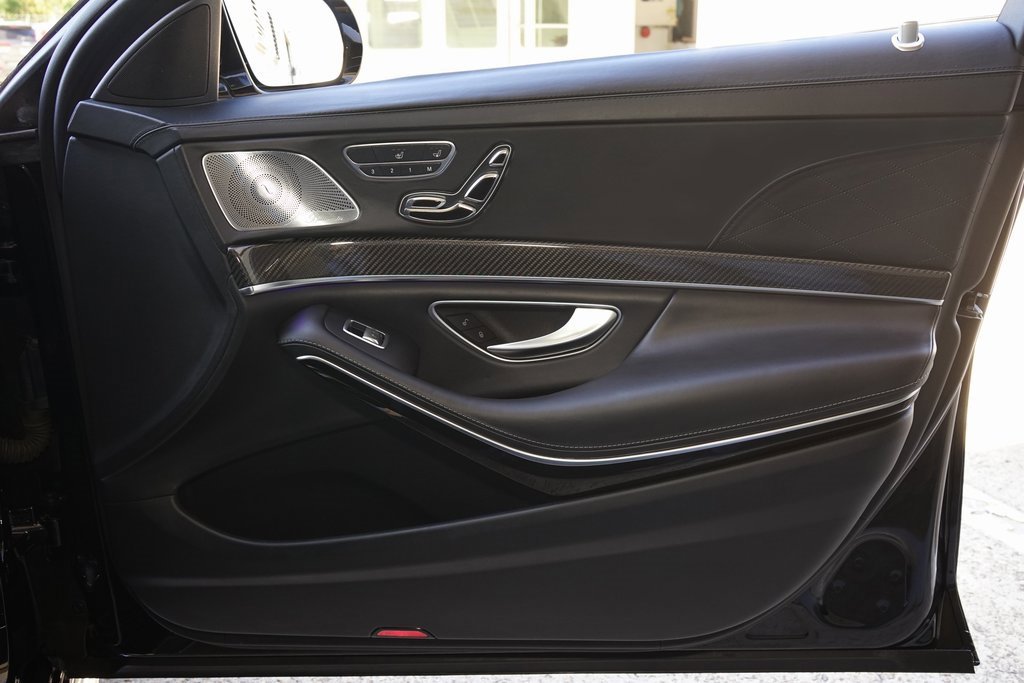 Used 2019 Mercedes-Benz S 63 AMG S 4MATIC Sedan image 26