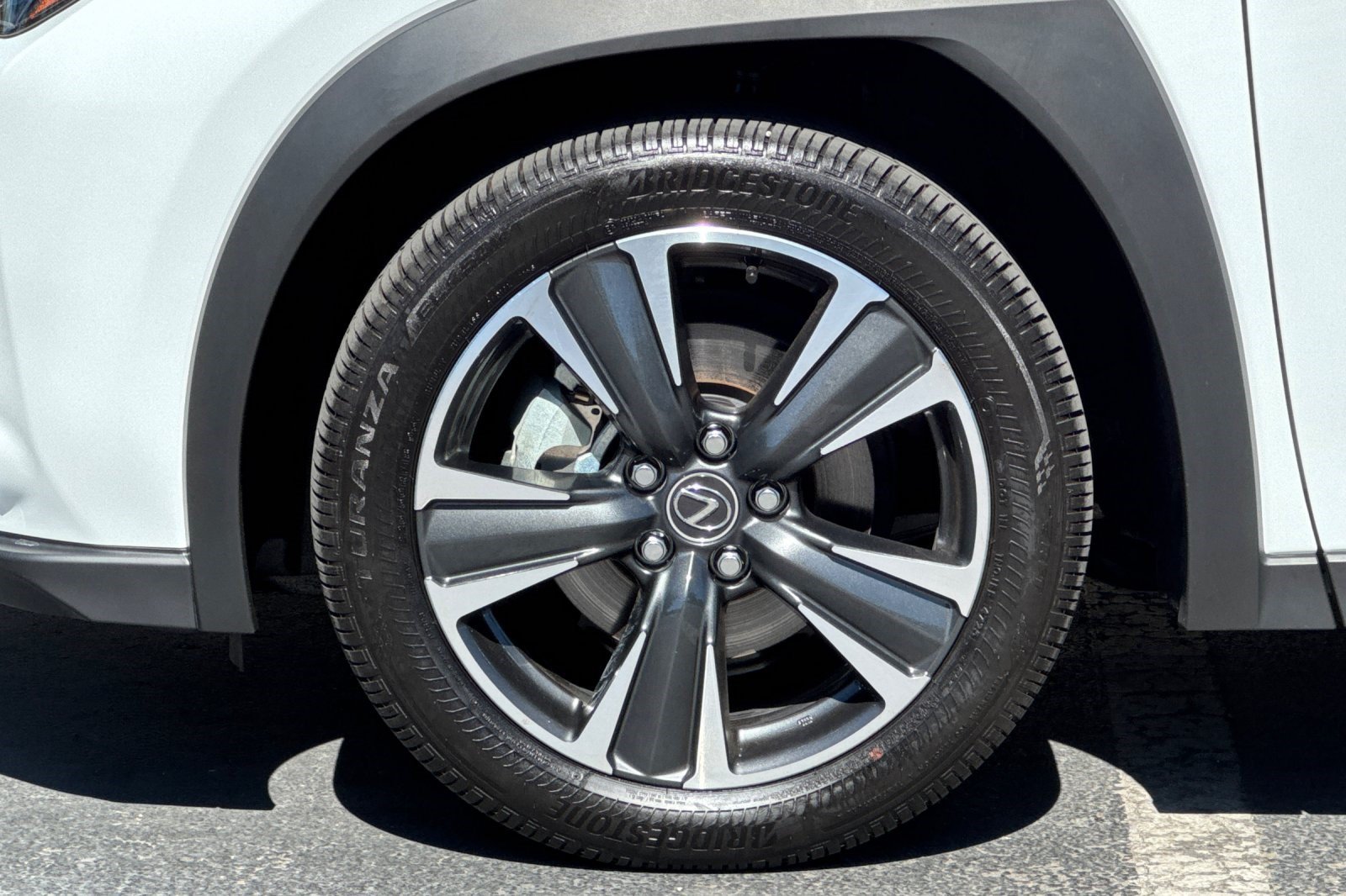 Certified 2026 Lexus UX 300h FWD w/ Accessory Package (Z2) image 37