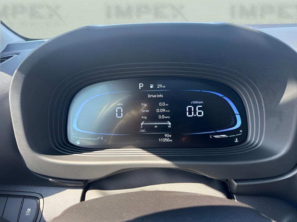 Used 2024 Hyundai Venue SEL FWD image 19