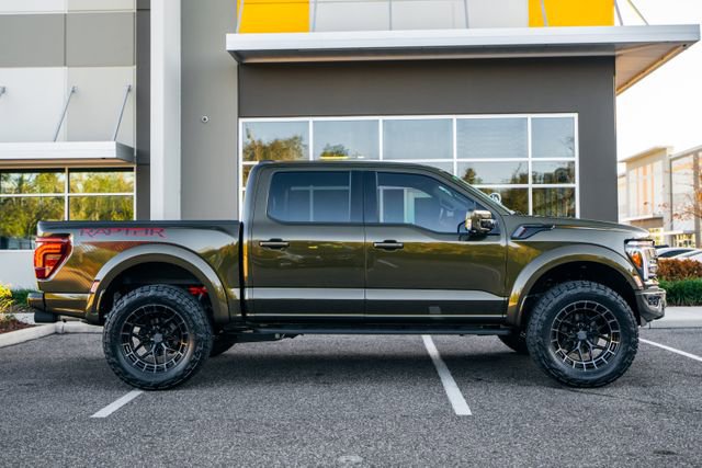 Used 2025 Ford F150 Raptor image 2