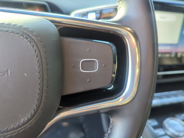 Used 2024 Lincoln Nautilus Premier w/ Jet Appearance Package image 15