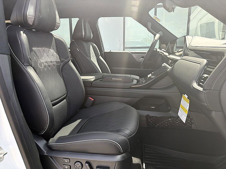 New 2026 INFINITI QX80 Autograph image 10