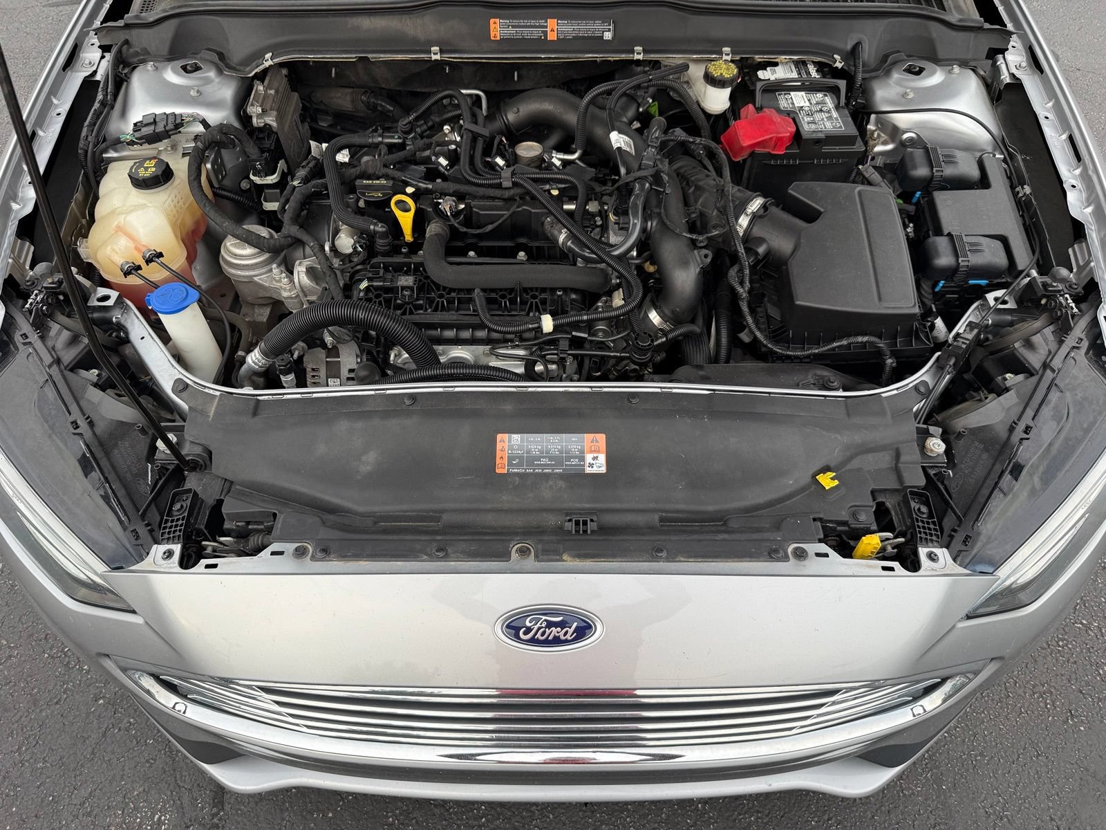 Used 2020 Ford Fusion SE FWD image 35