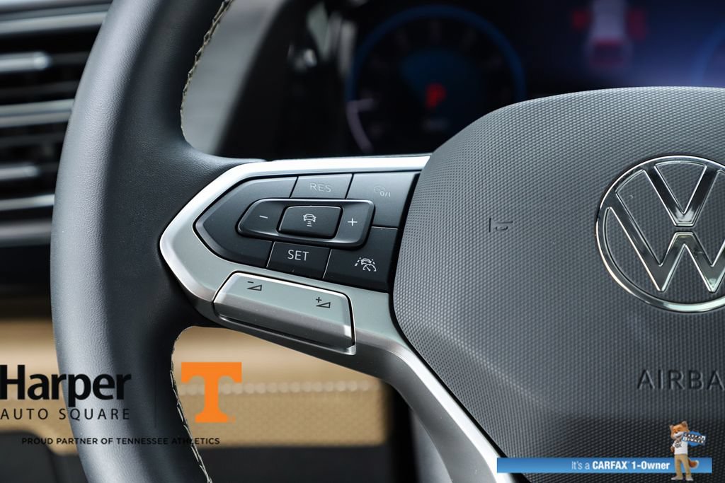 Used 2025 Volkswagen Atlas Cross Sport SE w/ Panoramic Sunroof Package AWD/4WD image 21