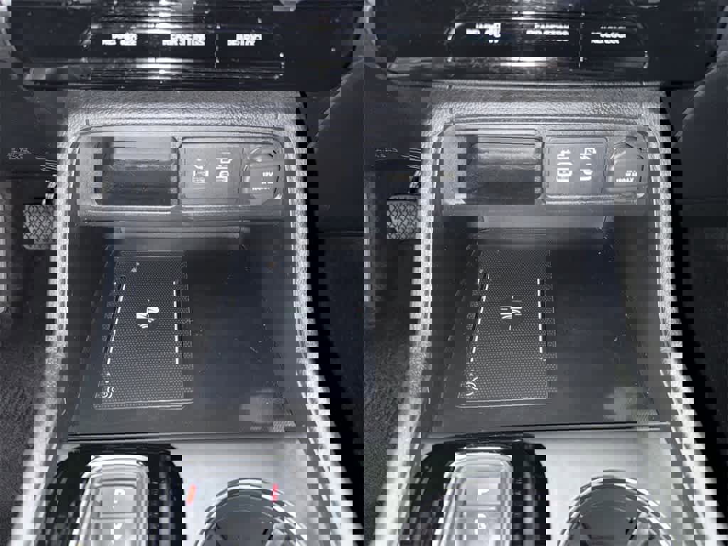 Used 2023 Honda Pilot TrailSport image 34