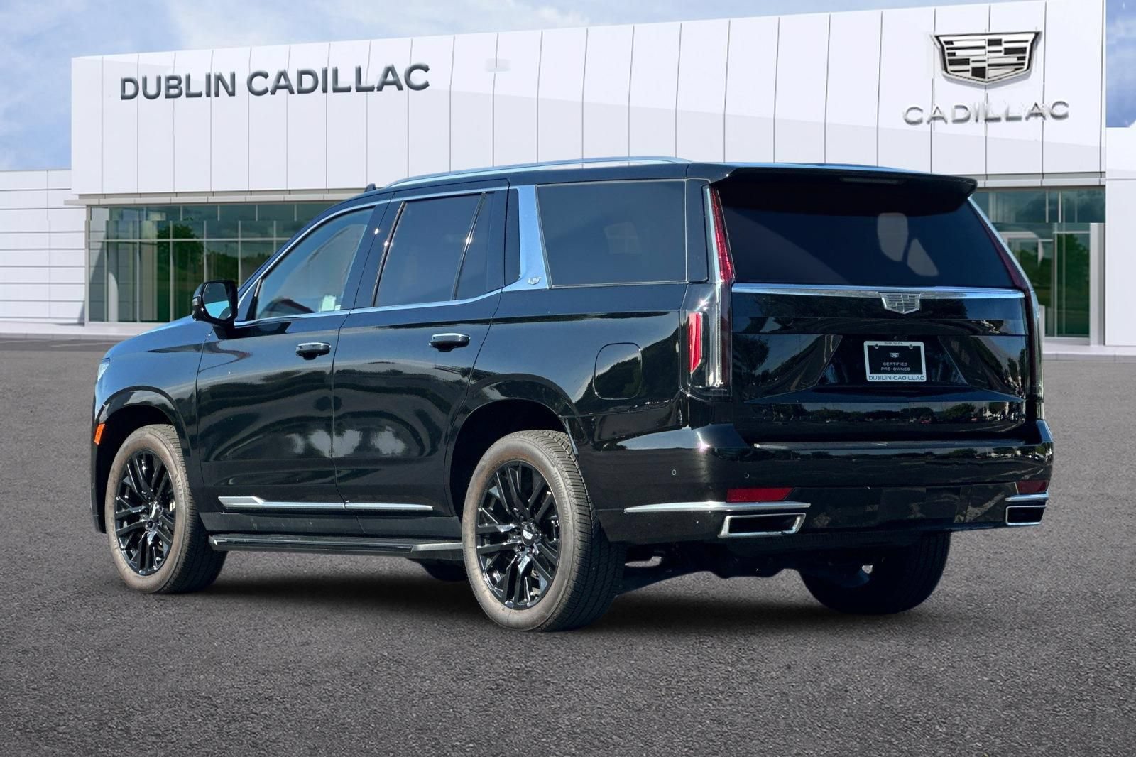 Used 2024 Cadillac Escalade Premium Luxury Platinum AWD/4WD image 6