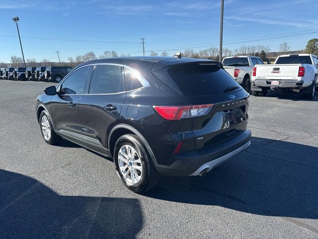 Used 2020 Ford Escape SE image 10