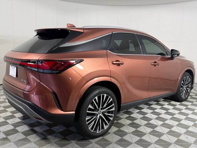 Certified 2023 Lexus RX 350 Premium Plus w/ Cold Area Package AWD/4WD image 4