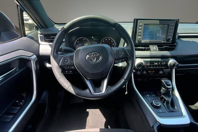 Used 2022 Toyota RAV4 SE w/ Convenience Package AWD/4WD image 7