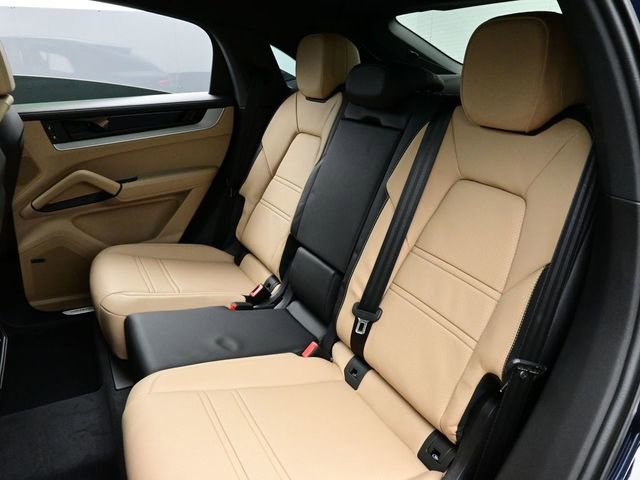 New 2026 Porsche Cayenne Coupe image 14